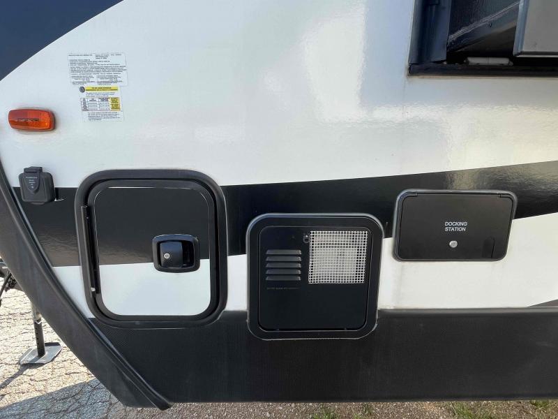 used Toy Haulers Keystone RV Outback for sale, in Springfield, MO Thumbnail 12