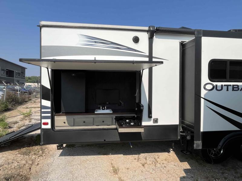 used Toy Haulers Keystone RV Outback for sale, in Springfield, MO Thumbnail 6