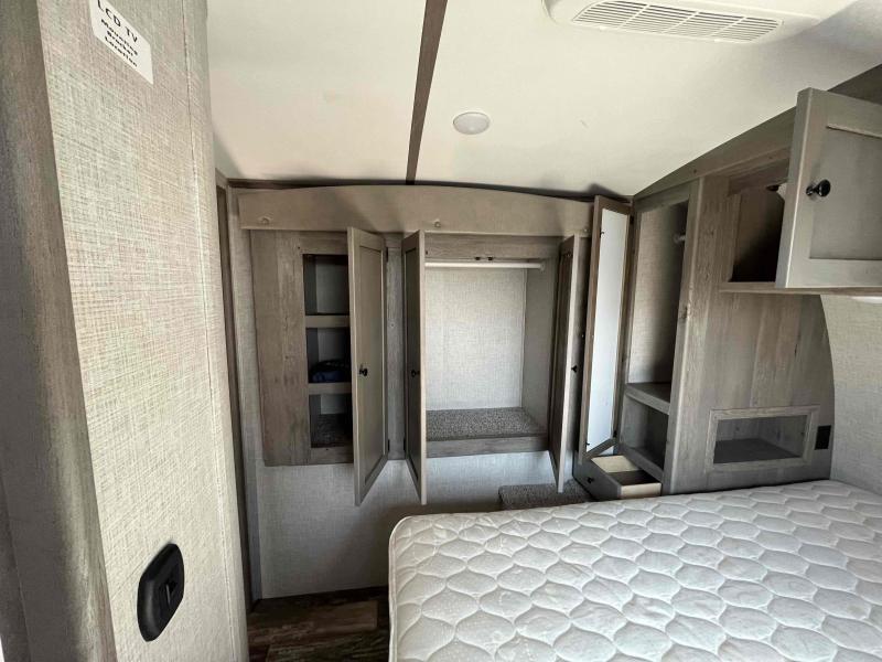 used Toy Haulers Keystone RV Outback for sale, in Springfield, MO Thumbnail 44