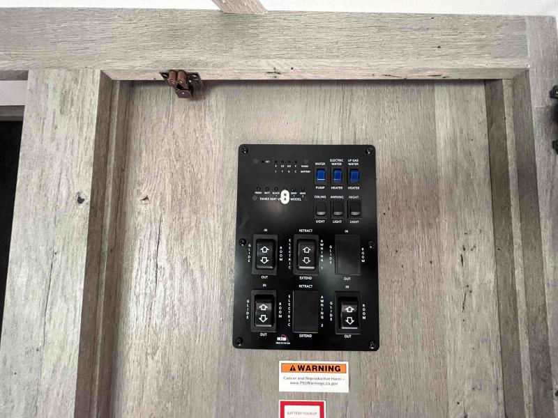 used Toy Haulers Keystone RV Outback for sale, in Springfield, MO Thumbnail 24