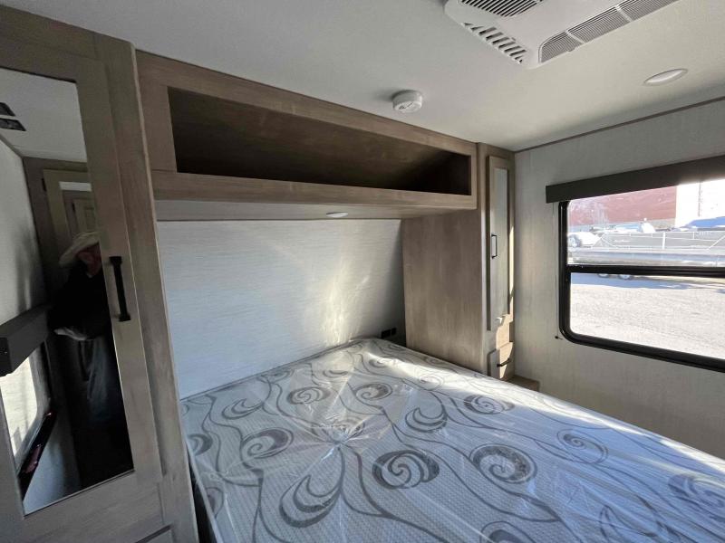 new Toy Haulers Grand Design RV Momentum MAV for sale, in Springfield, MO Thumbnail 37