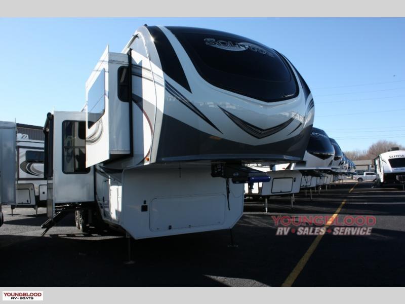 New 2022 Grand Design Solitude 346FLS-R New 2022 Grand Design Solitude 346FLS-R