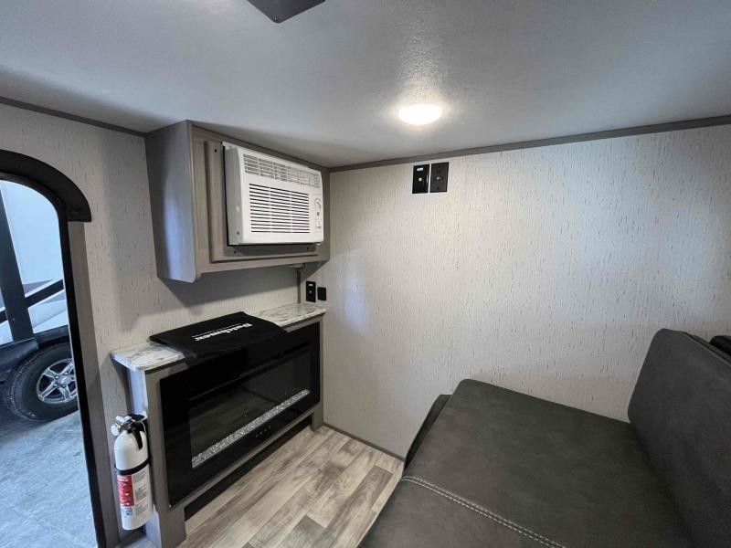 used Travel Trailers Dutchmen RV Coleman Rubicon 1200 for sale, in Springfield, MO Thumbnail 12