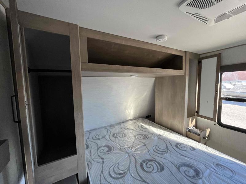 new Toy Haulers Grand Design RV Momentum MAV for sale, in Springfield, MO Thumbnail 33