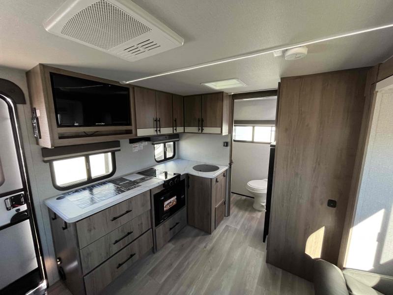 new Travel Trailers Grand Design RV Imagine Aim for sale, in Springfield, MO Thumbnail 23