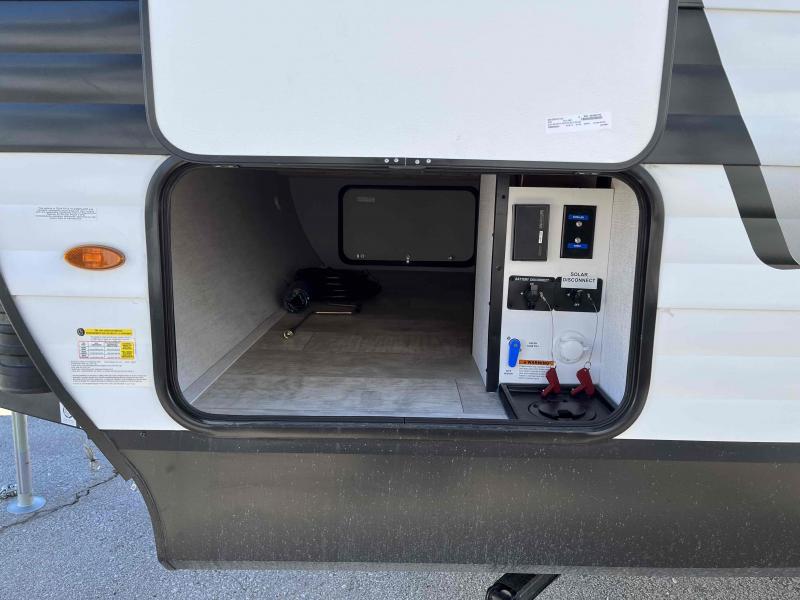 new Toy Haulers Grand Design RV Momentum MAV for sale, in Springfield, MO Thumbnail 6