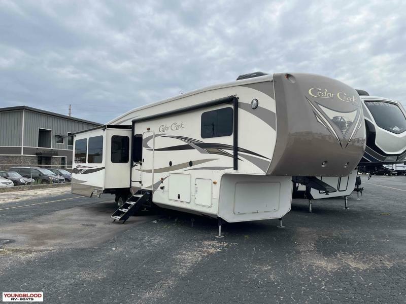 2014 Forest River Cedar Creek 36CKTS Fifth Wheel 2014 Forest River Cedar Creek 36CKTS Fifth Wheel