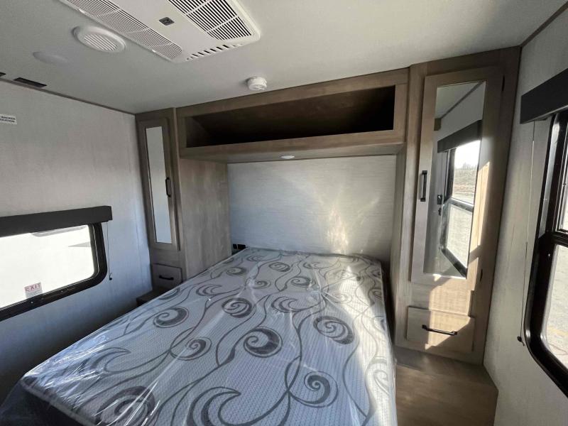 new Toy Haulers Grand Design RV Momentum MAV for sale, in Springfield, MO Thumbnail 38