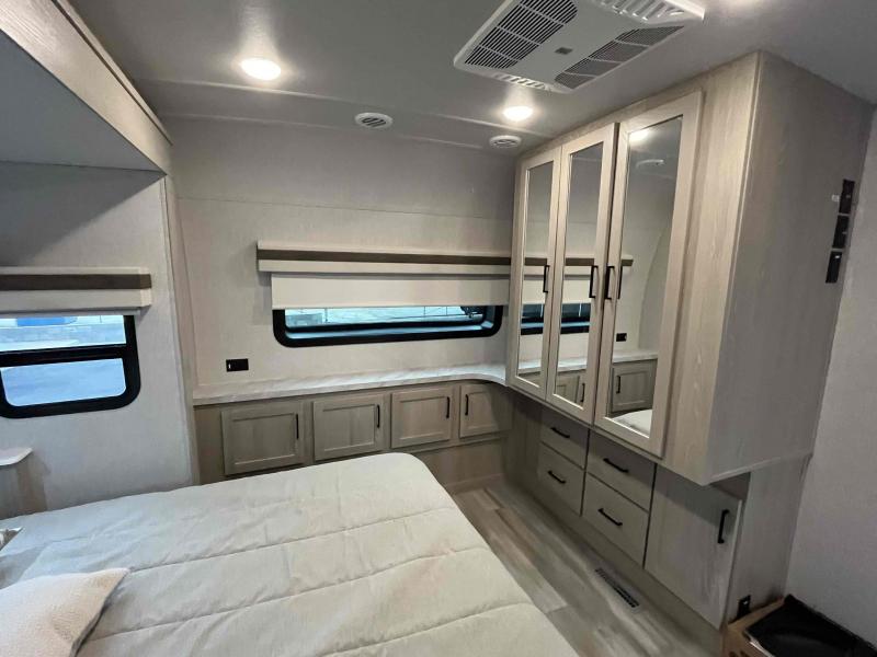 new Travel Trailers Forest River Rockwood Signature for sale, in Springfield, MO Thumbnail 36