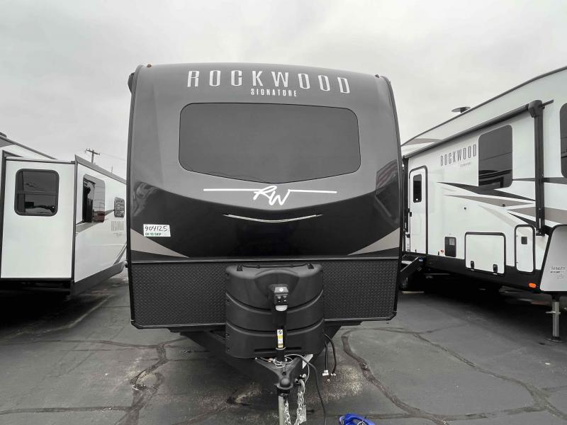 new Travel Trailers Forest River Rockwood Signature for sale, in Springfield, MO Thumbnail 4
