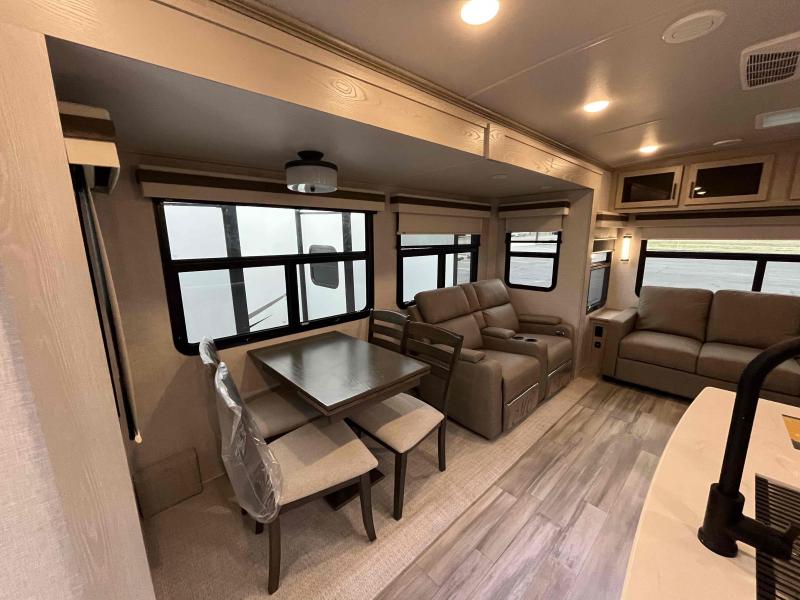 new Travel Trailers Forest River Rockwood Signature for sale, in Springfield, MO Thumbnail 16