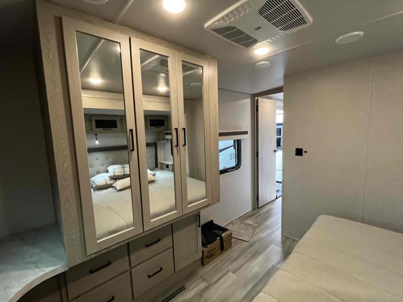 new Travel Trailers Forest River Rockwood Signature for sale, in Springfield, MO Thumbnail 38