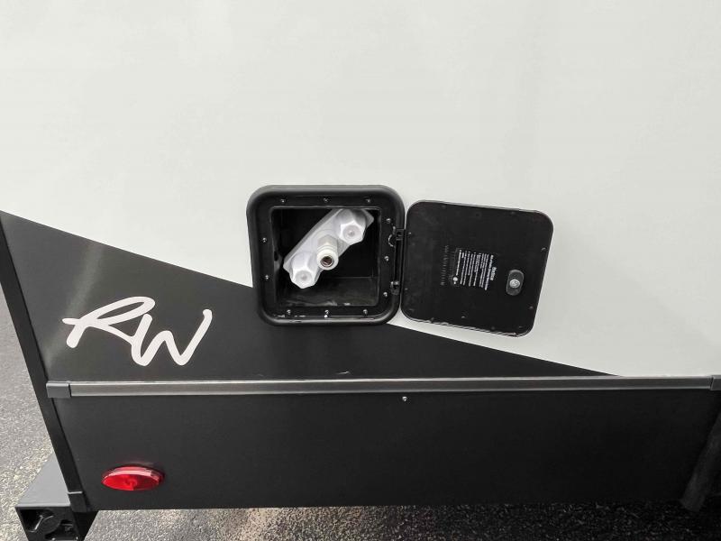 new Travel Trailers Forest River Rockwood Signature for sale, in Springfield, MO Thumbnail 13