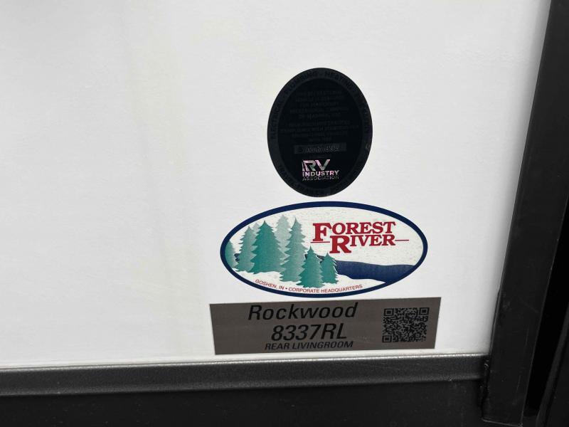 new Travel Trailers Forest River Rockwood Signature for sale, in Springfield, MO Thumbnail 40