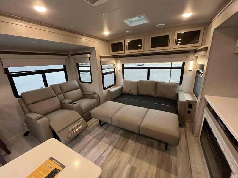 new Travel Trailers Forest River Rockwood Signature for sale, in Springfield, MO Thumbnail 17