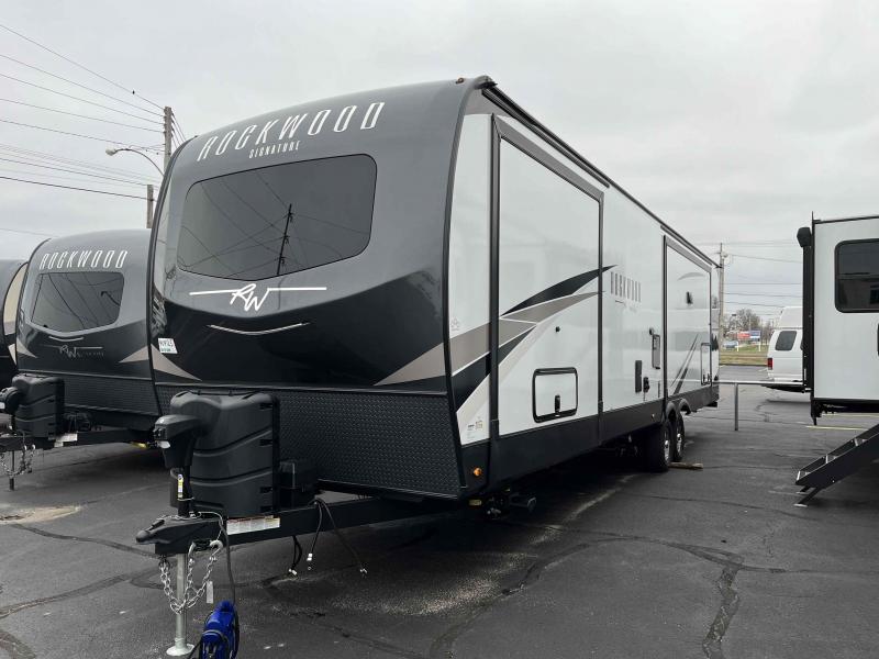 new Travel Trailers Forest River Rockwood Signature for sale, in Springfield, MO Thumbnail 5