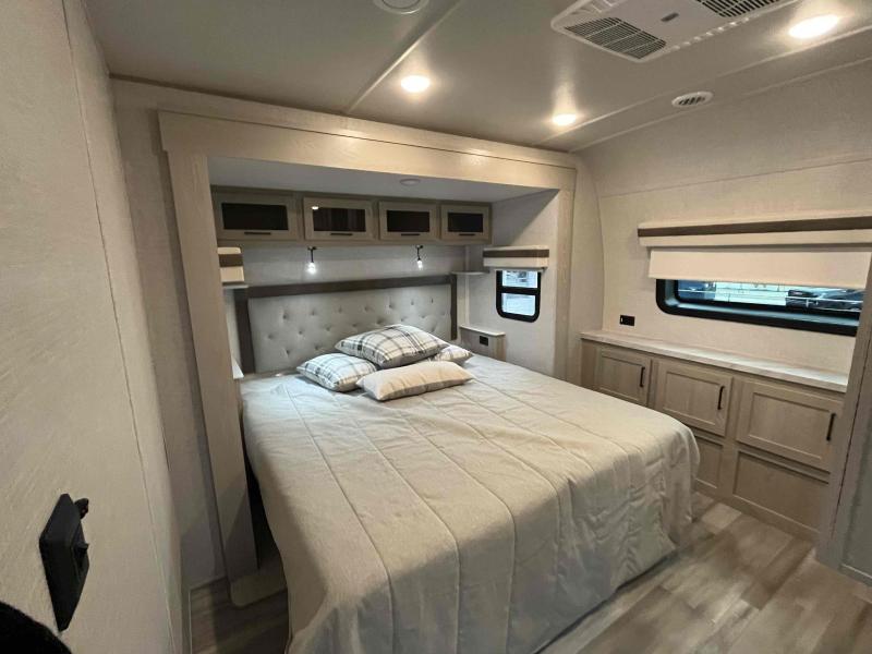 new Travel Trailers Forest River Rockwood Signature for sale, in Springfield, MO Thumbnail 35