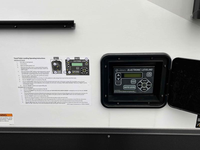 new Travel Trailers Forest River Rockwood Signature for sale, in Springfield, MO Thumbnail 12