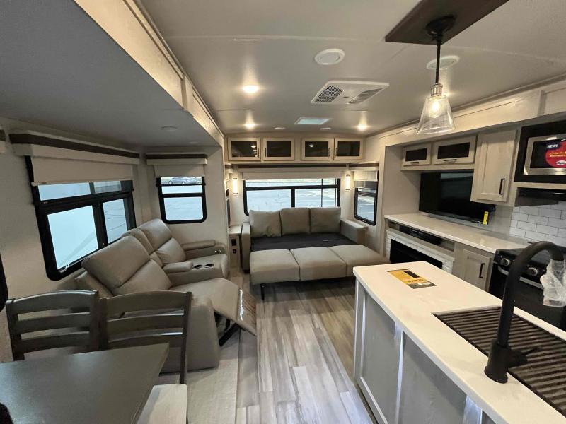 new Travel Trailers Forest River Rockwood Signature for sale, in Springfield, MO Thumbnail 18