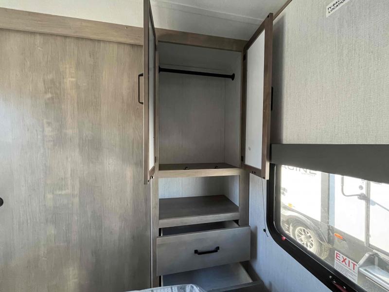 new Toy Haulers Grand Design RV Momentum MAV for sale, in Springfield, MO Thumbnail 35