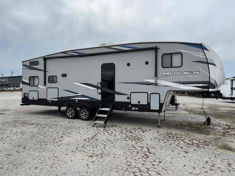 used Fifth Wheel Trailers Forest River Cherokee Arctic Wolf for sale, in Springfield, MO image-0