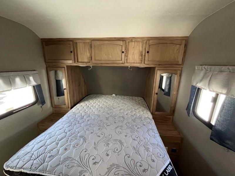 used Travel Trailers Coachmen Freedom Express Ultra Lite for sale, in Springfield, MO Thumbnail 22