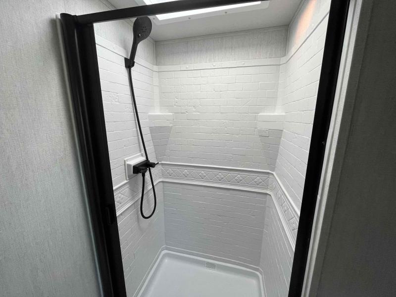 new Toy Haulers Grand Design RV Momentum MAV for sale, in Springfield, MO Thumbnail 32