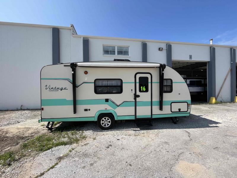 used Travel Trailers Gulf Stream Vintage Cruiser for sale, in Springfield, MO Thumbnail 11