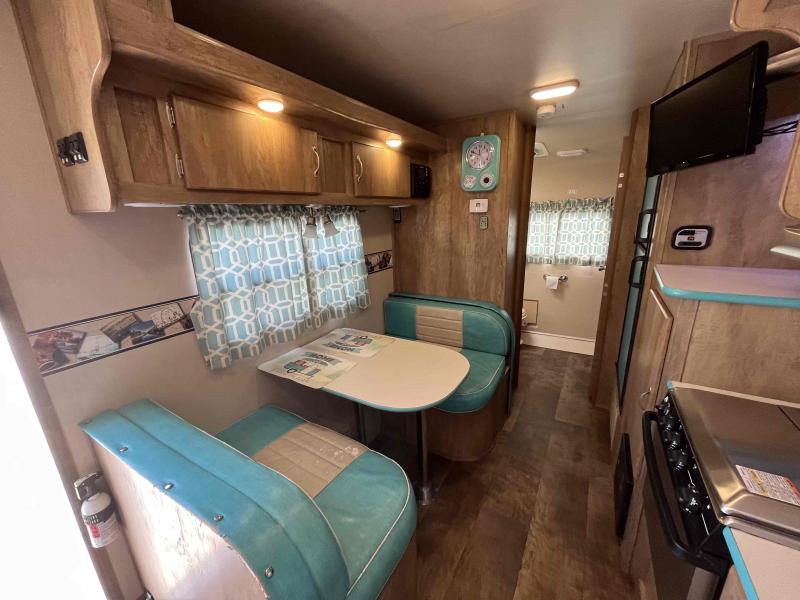 used Travel Trailers Gulf Stream Vintage Cruiser for sale, in Springfield, MO Thumbnail 15