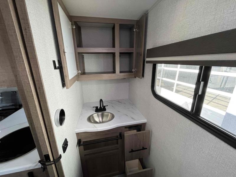 new Travel Trailers Grand Design RV Imagine Aim for sale, in Springfield, MO Thumbnail 29