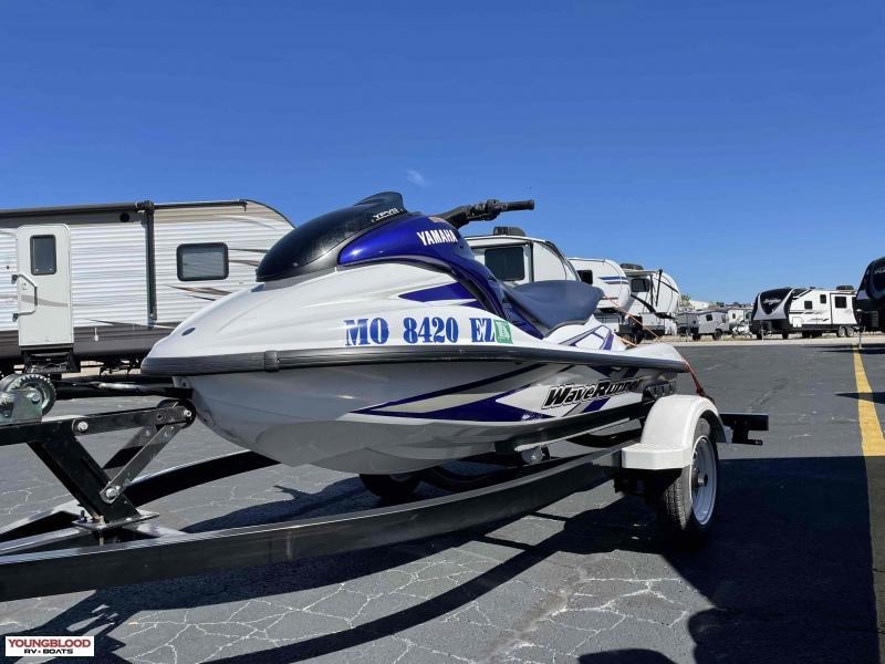 2001 Yamaha 1200GXP WaveRunner - Trailer Included! 2001 Yamaha 1200GXP WaveRunner - Trailer Included!