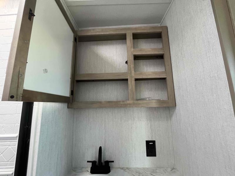 new Toy Haulers Grand Design RV Momentum MAV for sale, in Springfield, MO Thumbnail 28