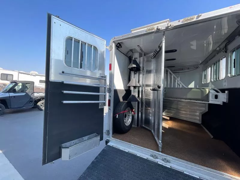 used Horse Trailers Featherlite  for sale, in Walla Walla, WA Thumbnail 41