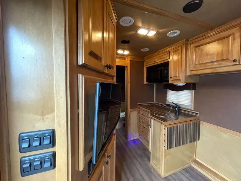 used Stock / Stock Combo Trailers Platinum Coach  for sale, in Walla Walla, WA Thumbnail 28