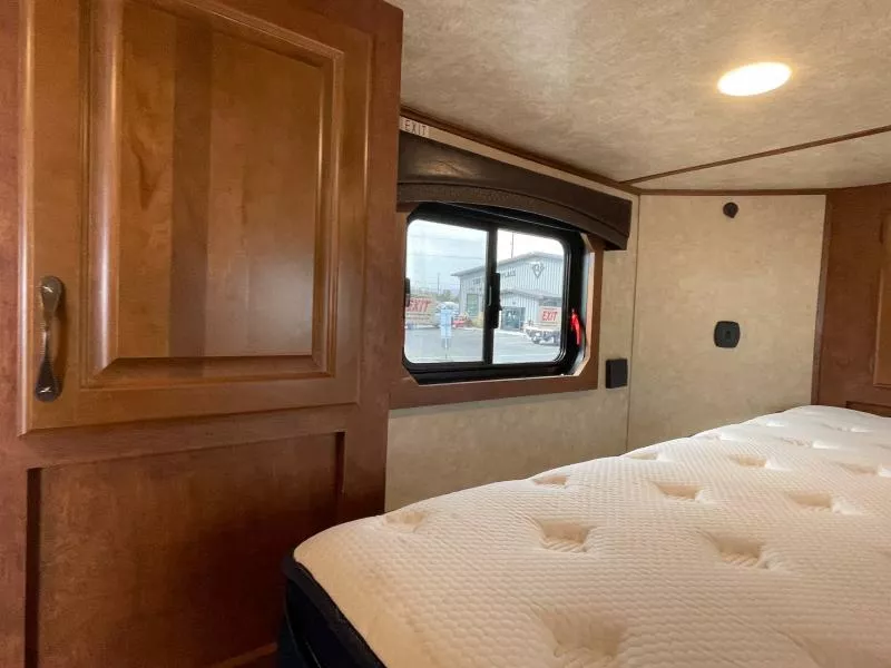 used Stock / Stock Combo Trailers Bison Trailers  for sale, in Walla Walla, WA Thumbnail 32