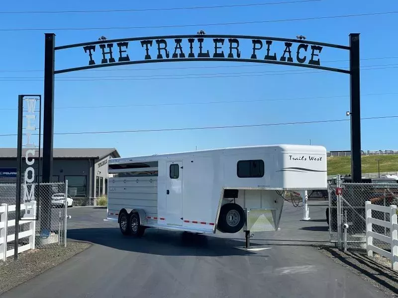2026 Trails West Santa Fe 24' Super Tack Pkg Stock Combo GN