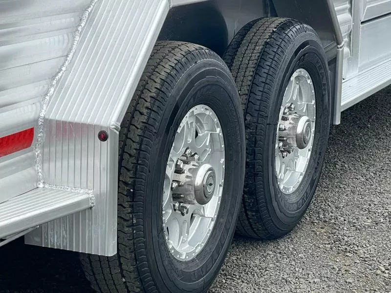 new Horse Trailers Featherlite  for sale, in Walla Walla, WA Thumbnail 18