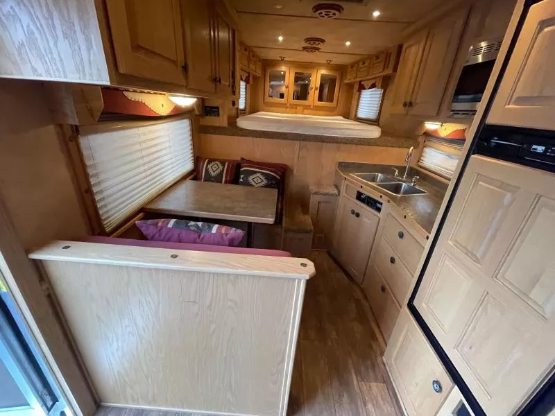 used Horse Trailers Featherlite  for sale, in Walla Walla, WA Thumbnail 23