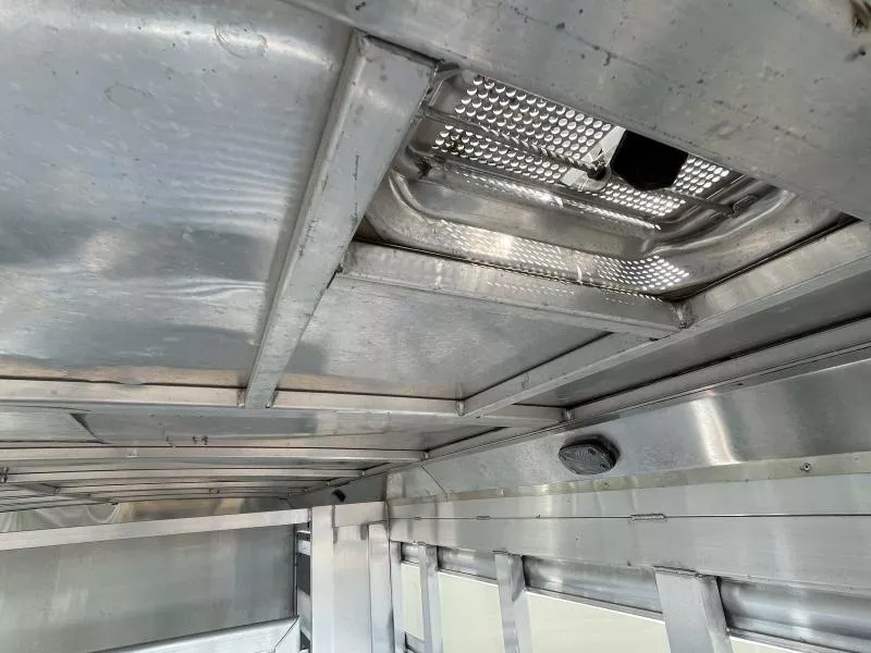 used Stock / Stock Combo Trailers Bison Trailers  for sale, in Walla Walla, WA Thumbnail 21