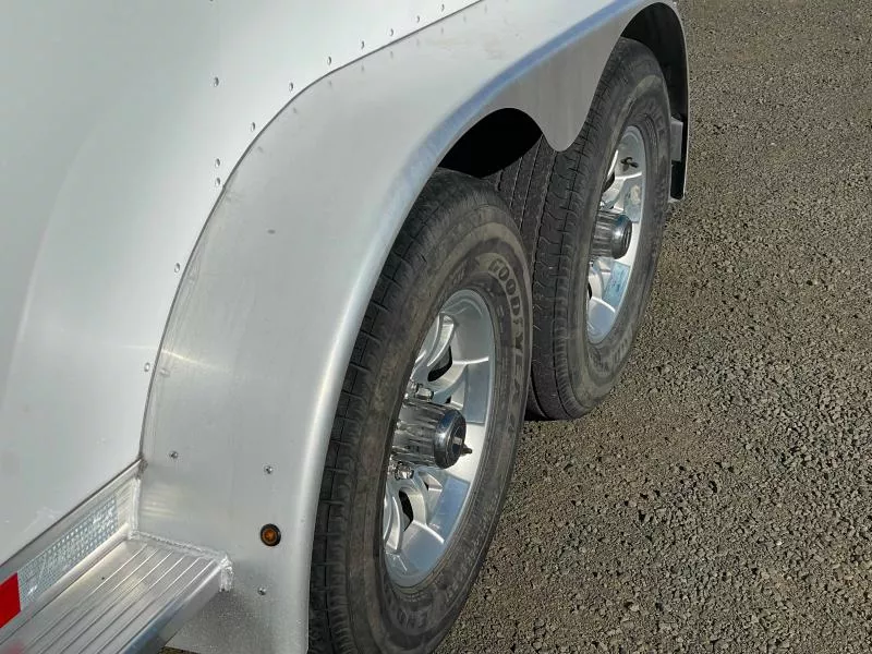 used Horse Trailers Featherlite  for sale, in Walla Walla, WA Thumbnail 4