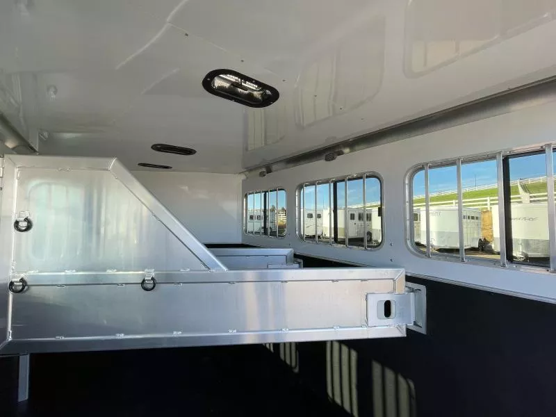 used Horse Trailers Featherlite  for sale, in Walla Walla, WA Thumbnail 16