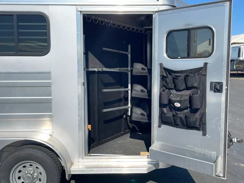 used Horse Trailers Logan Coach  for sale, in Walla Walla, WA Thumbnail 19