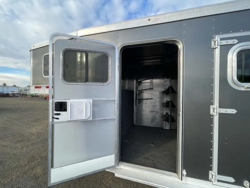 used Horse Trailers Featherlite  for sale, in Walla Walla, WA Thumbnail 6