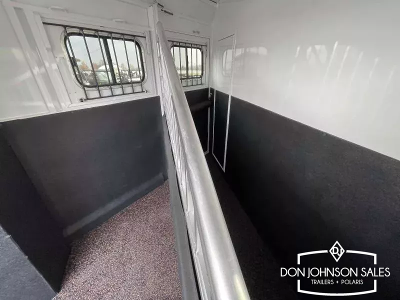 2026 Trails West Classic 12x12 2H LQ GN w/ Side Tack