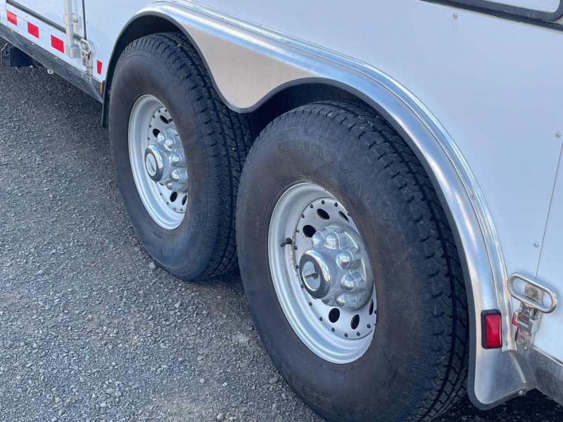 used Horse Trailers Sundowner Trailers  for sale, in Walla Walla, WA Thumbnail 11