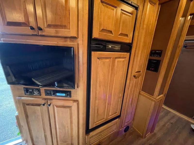 used Stock / Stock Combo Trailers Platinum Coach  for sale, in Walla Walla, WA Thumbnail 47