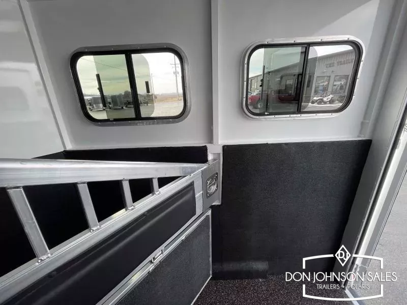 2026 Trails West Classic 12x12 2H LQ GN w/ Side Tack