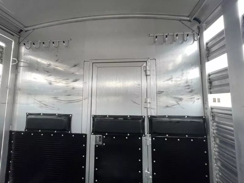 used Stock / Stock Combo Trailers Platinum Coach  for sale, in Walla Walla, WA Thumbnail 19