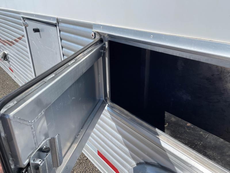 used Horse Trailers SilverLite Trailers  for sale, in Walla Walla, WA Thumbnail 8