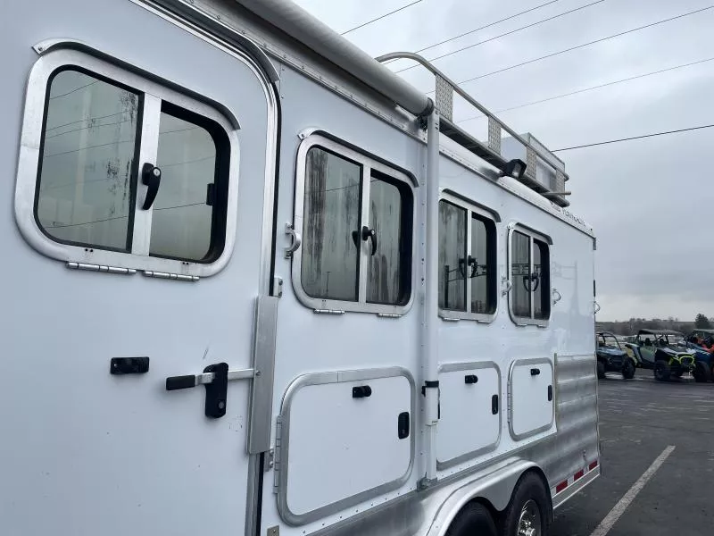 used Horse Trailers Featherlite  for sale, in Walla Walla, WA Thumbnail 6